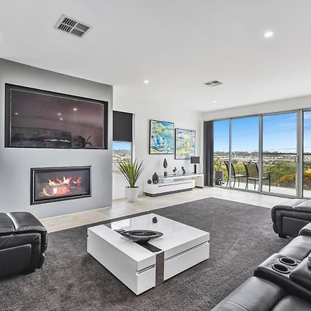 Conroe Executive Townhouse - Modern & Stylish Apartamento Mount Gambier Exterior foto