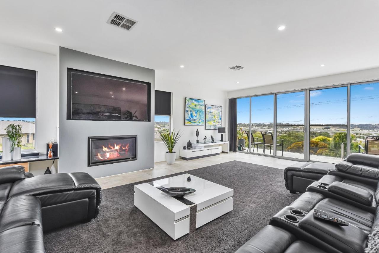 Conroe Executive Townhouse - Modern & Stylish Apartamento Mount Gambier Exterior foto